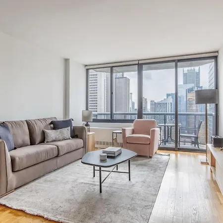 Midtown 2br W Elevator Wd Nr Entertainment Nyc-1227