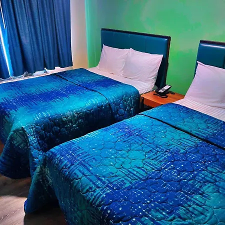 Hotel Liberty & Suites-jfk Airport- La Guardia Airport