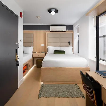 Little Charlie Hotel 4*