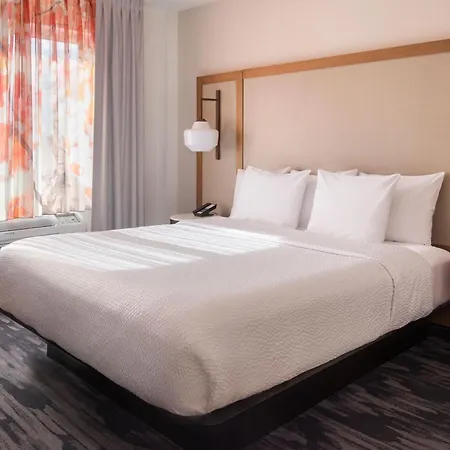 Fairfield By Marriott Laguardia Airport/flushing Hotel 3*