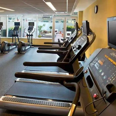 Courtyard By Marriott Manhattan/herald Square 4*