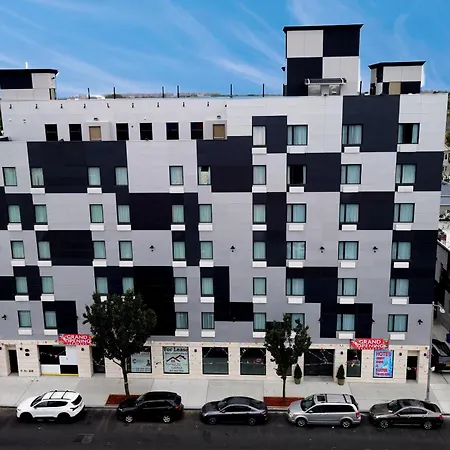 Hotel Liberty & Suites-jfk Airport- La Guardia Airport