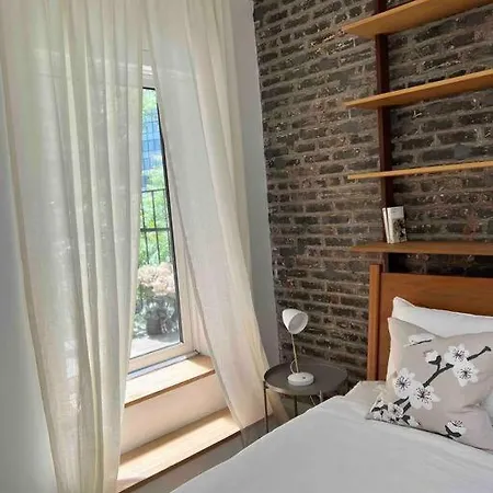 Superb Duplex Penthouse In Fidi