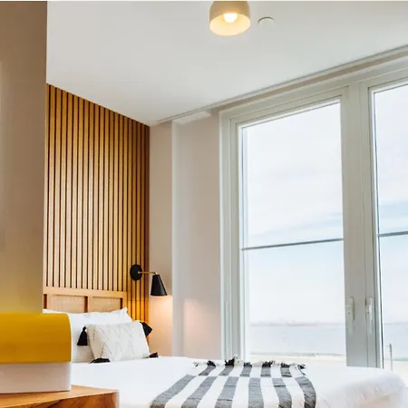 Hotel The Rockaway New York