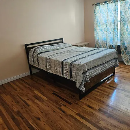 1st Floor Private Apt Near Ferry To Nyc And Park * New York