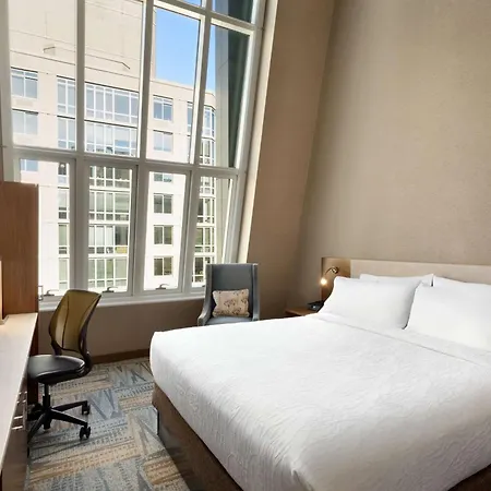 Hilton Garden Times Square South Hotel 3*