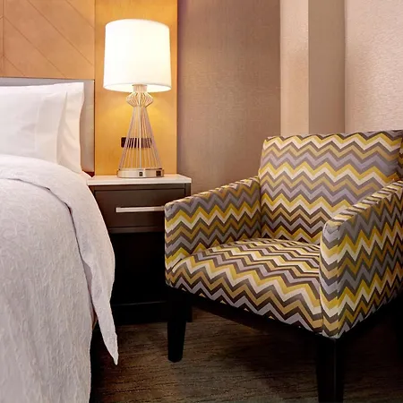Hotel Hampton Brooklyn Downtown 3*