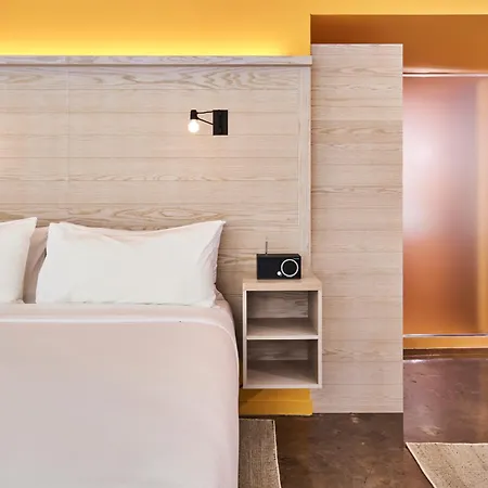 Radio Hotel 4*