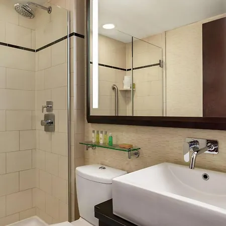 Hotel Doubletree By Hilton Downtown