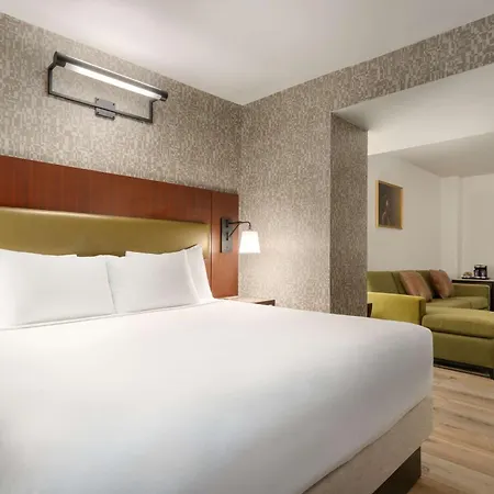 Doubletree By Hilton Downtown Hotel New York