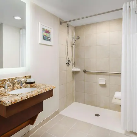 Hampton Manhattan-35th St Empire State Bldg Hotel 3*