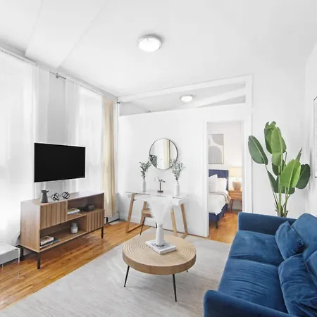 139-2e West Village 1br Value New York