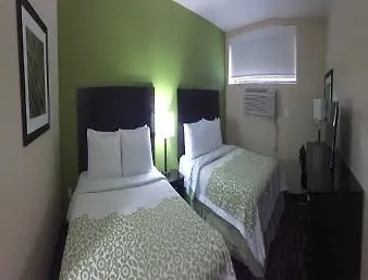 Hotel Days & By Wyndham Jamaica Jfk Airport 2*