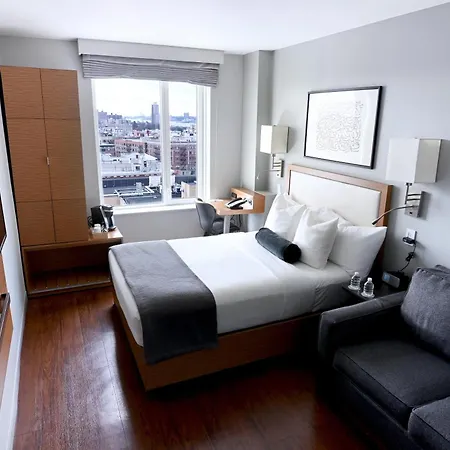 Edge Washington Heights 3*