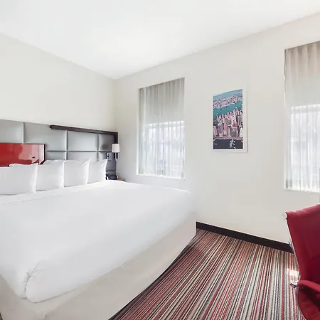 Hotel The Herald By Luxurban