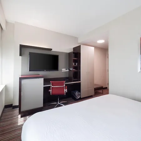 Hotel The Herald By Luxurban 3*