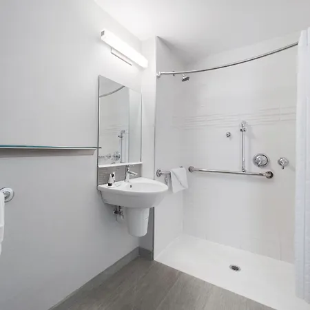 The Herald By Luxurban Hotel 3*