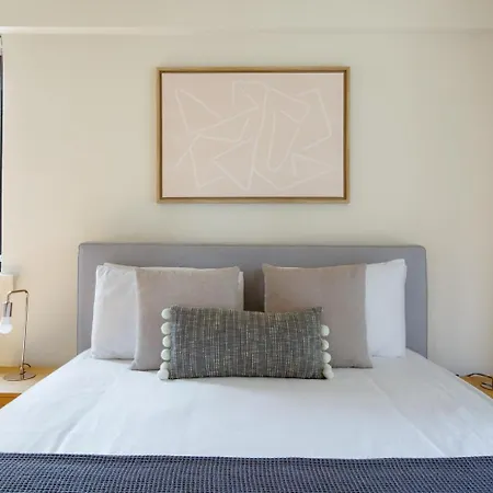 Apartment Midtown E 2br W Wd Nr Park Nyc-531 New York