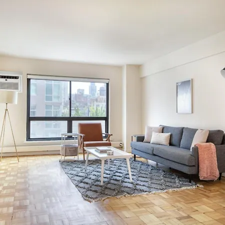 Midtown E 2br W Wd Nr Park Nyc-531 *