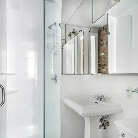 East Village 2br W Balcony Wd Nr Subway Nyc-1191