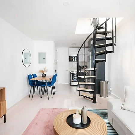 78-4a 2br Duplex With A Balcony Prime Ues * New York