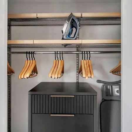Ues 1br W Gym Nr Museums Art Galleries Nyc-1179 New York
