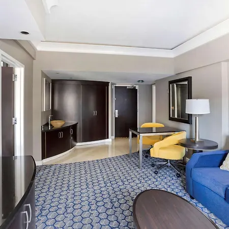 Hilton Club New York Hotel 3*