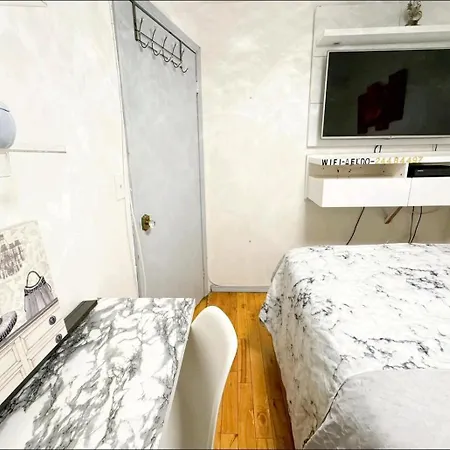 Modern Comfort In Brooklyn