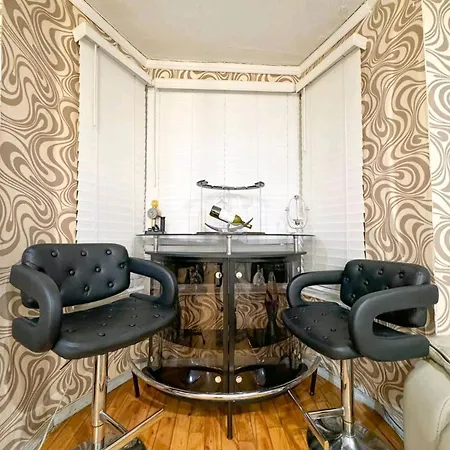 Apartment Modern Comfort In Brooklyn