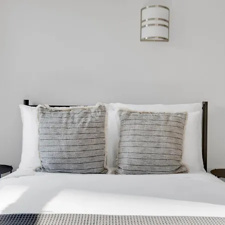 Uws 2br W Gym Doorman Nr Park Nyc-732 New York