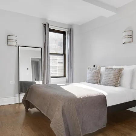Uws 2br W Gym Doorman Nr Park Nyc-732 * New York