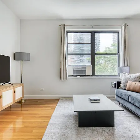 Apartment Ues Studio W Elevator Nr Bloomingdales Nyc-640