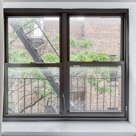 Ues Studio W Elevator Nr Bloomingdales Nyc-640 Apartment New York