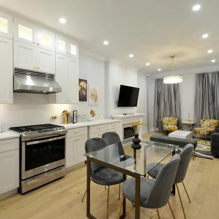House Of Nyc * New York