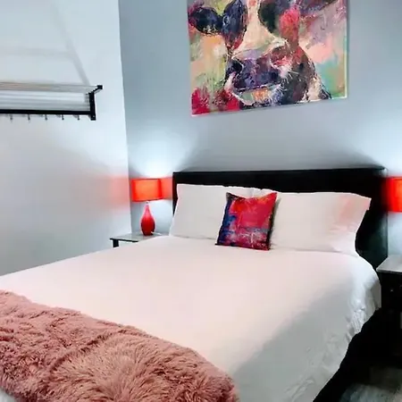 Metrovista Short Stays Apartment New York