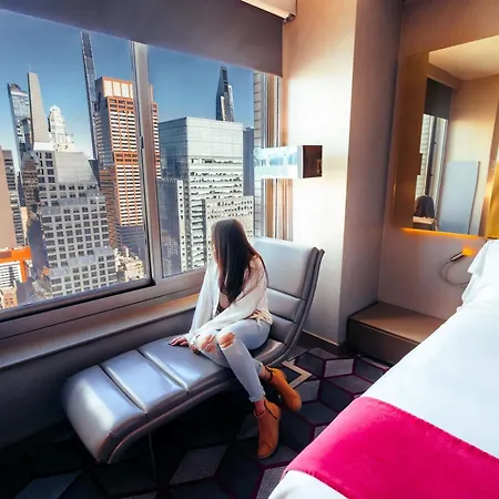 W - Times Square 4*