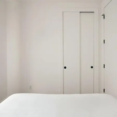 Apartment 403-4c New 2br 2baths Prime Ues New York