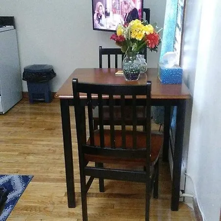 Apartment Island New York