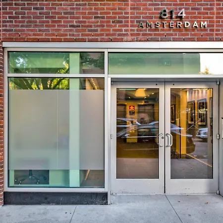 Uws 2br W Elevator Wd Nr Park Nyc-1018
