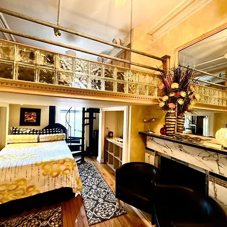 The International Cozy New York