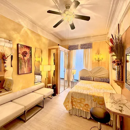 The International Cozy 3* New York