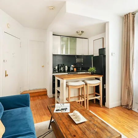 139-3e West Village 1br Value