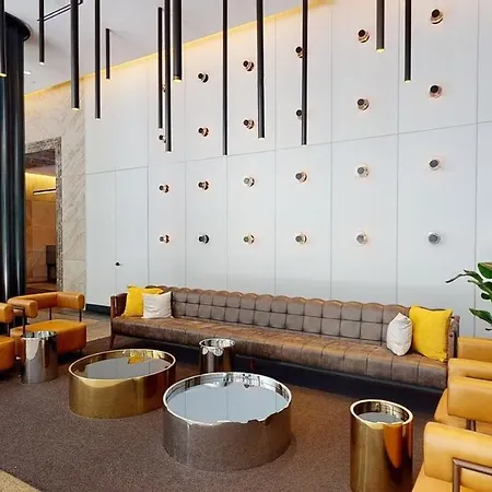 Hanover Square Apartment