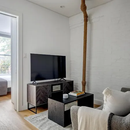Classic Les 1br W Wd Nr Soho Nyc-646 Apartment
