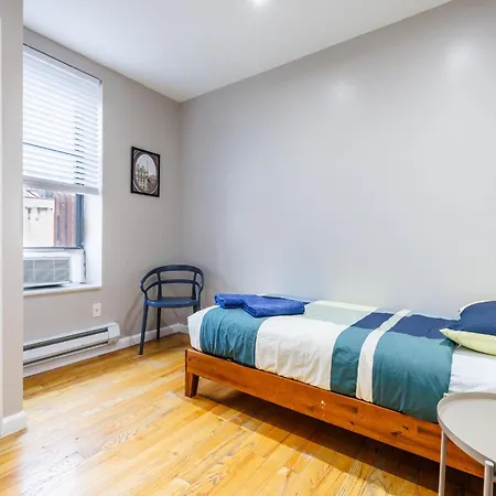 Uws Apartments For Group And Families Apartment *