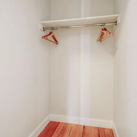 Midtown 1br W Doorman Gym Nr Times Square Nyc-1208 Apartment *