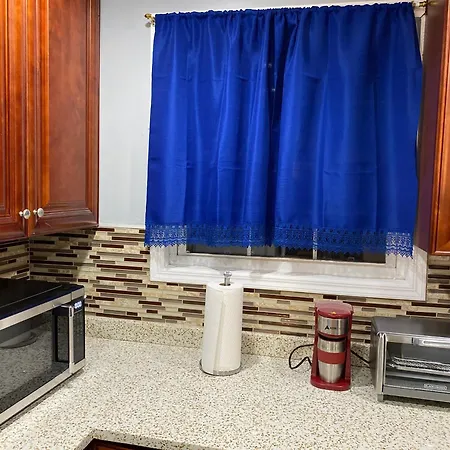 Haus Serenity Homestay *
