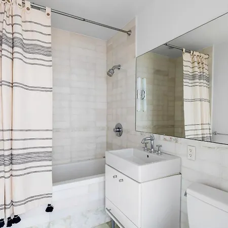 Blueground Hells Kitchen Gym Wd Nr Museum Nyc-1435 Apartment *