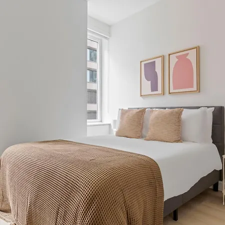 Apartment Fidi W Gym Doorman Wd Nr St Nyc-981 *