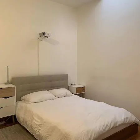Apartment Beautiful & Massive 4 Bdr With Bonus Perks! New York